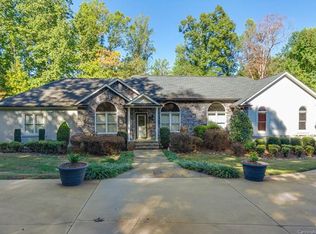 3855 Durfee Ln, Sherrills Ford, NC 28673