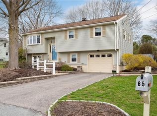 65 Rose Ln, Cumberland, RI 02864