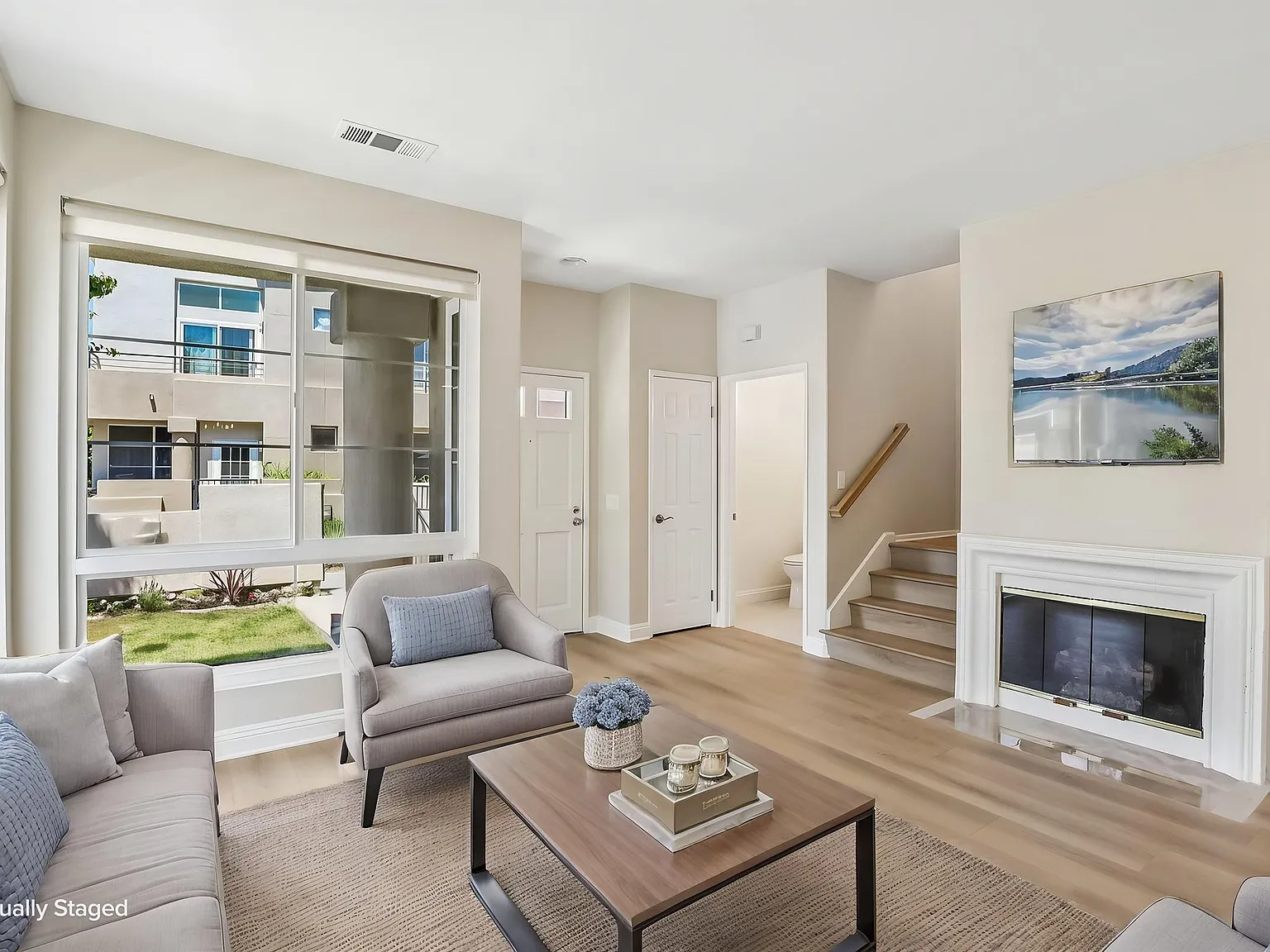 3 bed, 1499 sqft, $4,795 — Photo 2