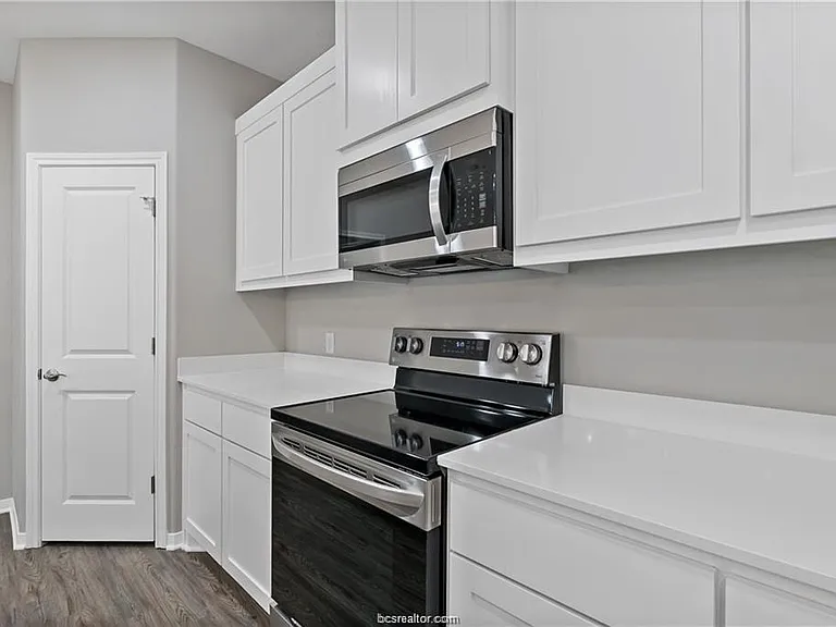 2509 Shady Route Ln — Photo 13
