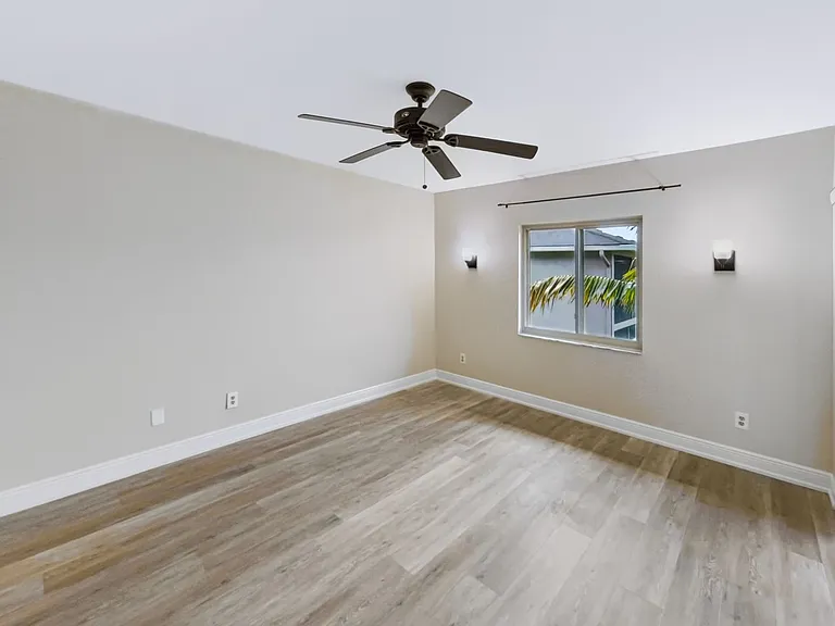 5693 Rattlesnake Hammock Rd #203 — Photo 13