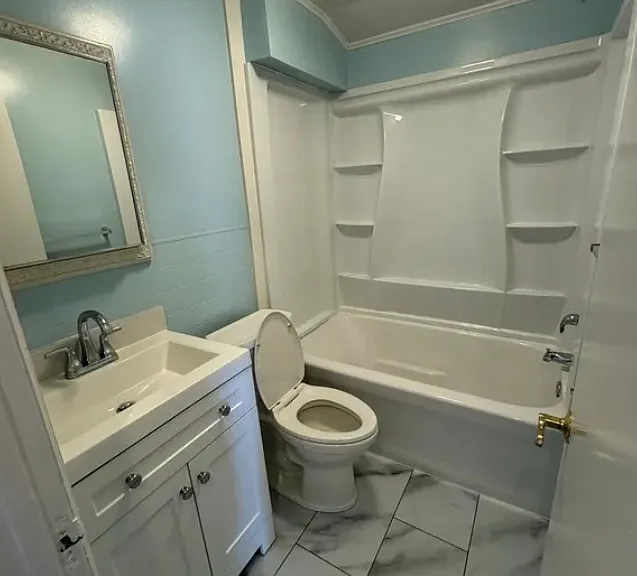 410 N 4th St #2 — Photo 4