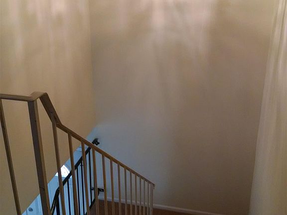 5th image of 3597 Gershwin Pl N