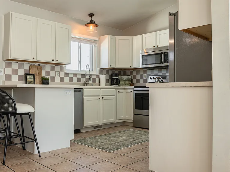 246 Sunstone Ct — Photo 51