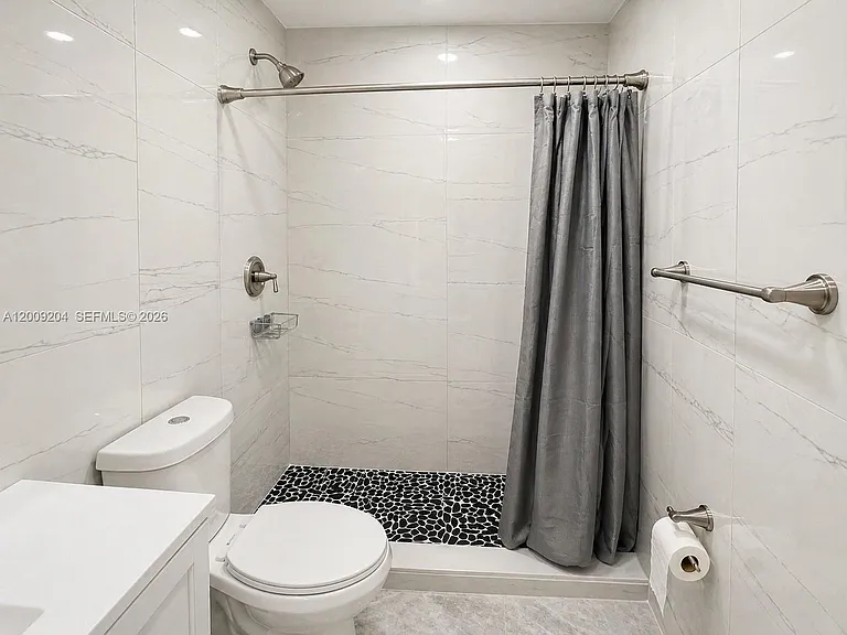 7178 Southgate Blvd #7178 — Photo 8