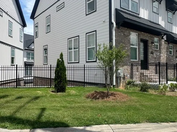 1969 Hollywood Rd NW #17, Atlanta, GA 30318
