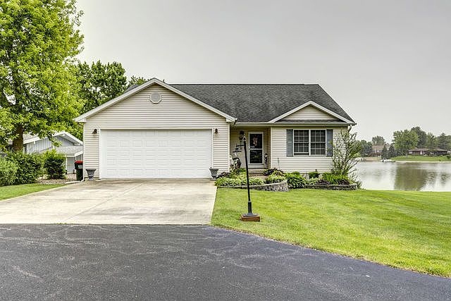 1st image of 1611 Lakeview Dr