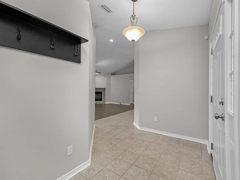 2081 Seagrape Dr — Photo 24
