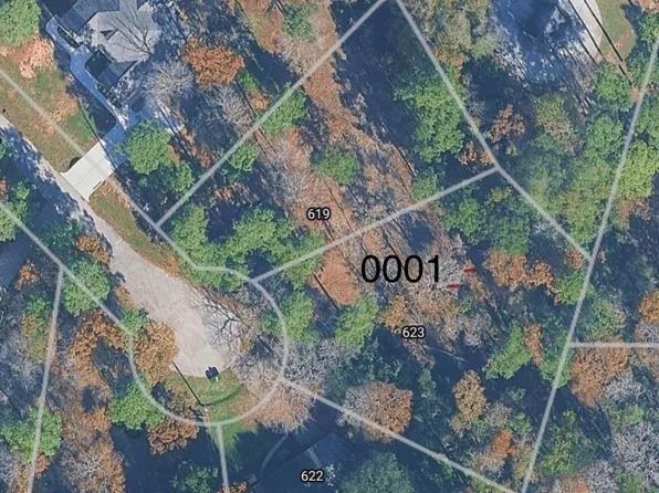 1 Meadow Xing, Magnolia, TX 77355