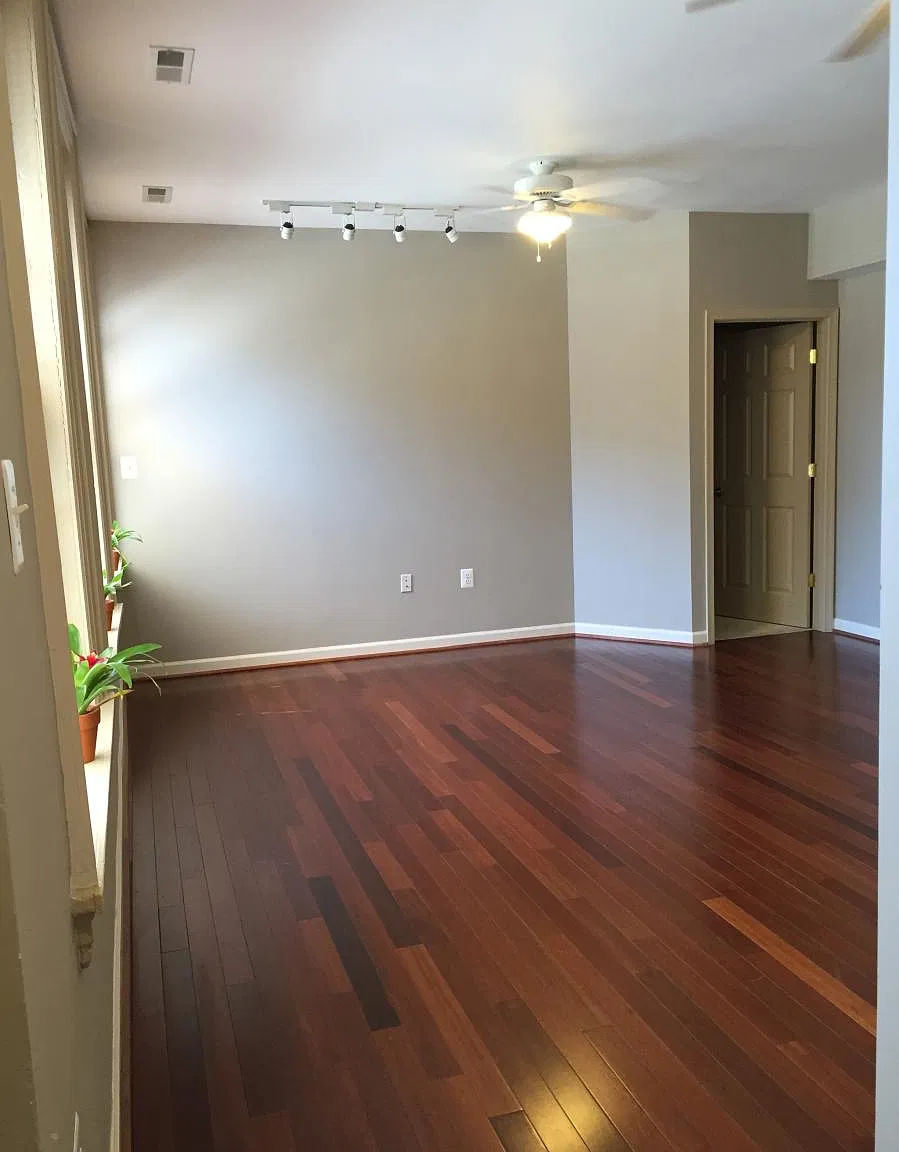 2 bed, 924 sqft, $3,200 — Photo 2