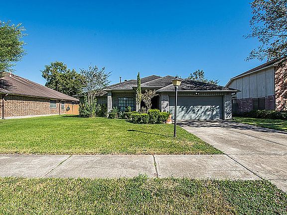 4th image of 3317 Greenwood Pl