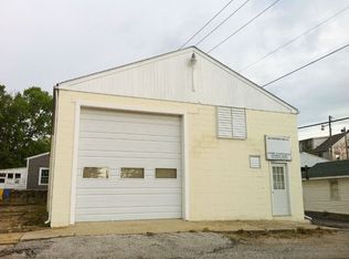 305 Summer Ave, Greenville, IL 62246