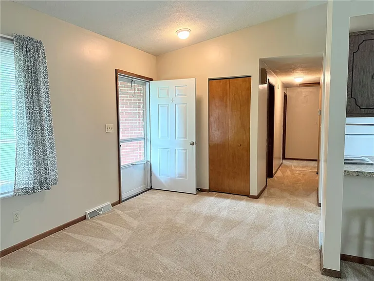5246 Richland Rd — Photo 12