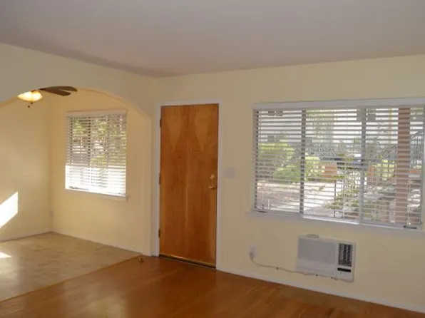 5481 Carlson Dr, Sacramento, CA