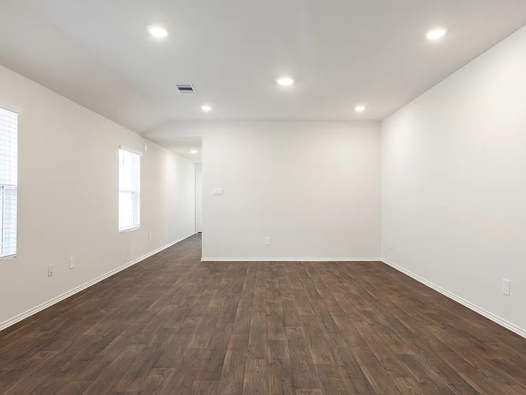 128 Granary Dr — Photo 7