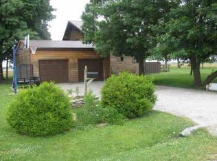 717 W 6th St, Waverly, KS 66871