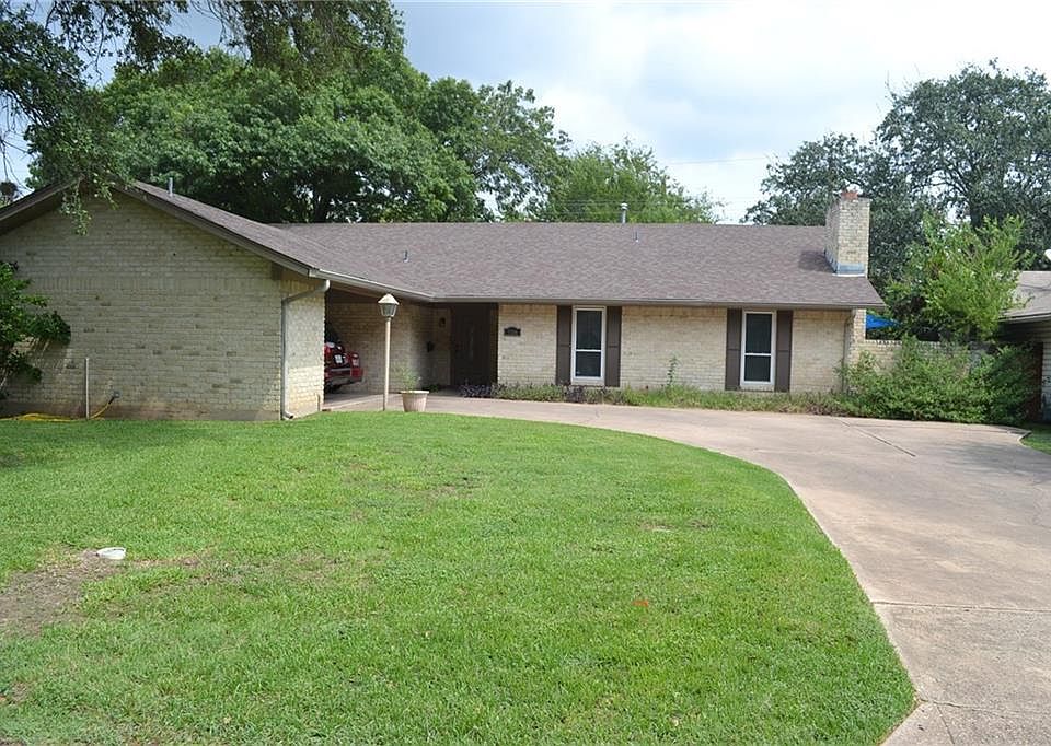 1st image of 3306 Whitepine Dr #B