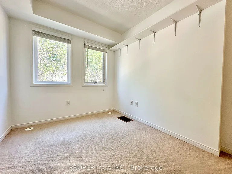 40 Merchant Ln #116 — Photo 34
