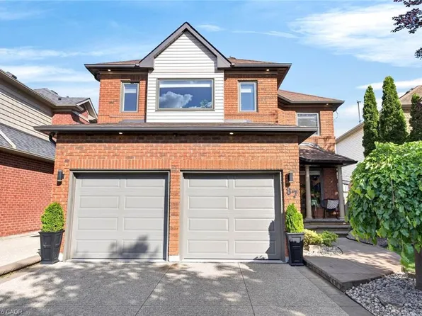 87 Chatsworth Cres, Hamilton, ON L8B 0N7