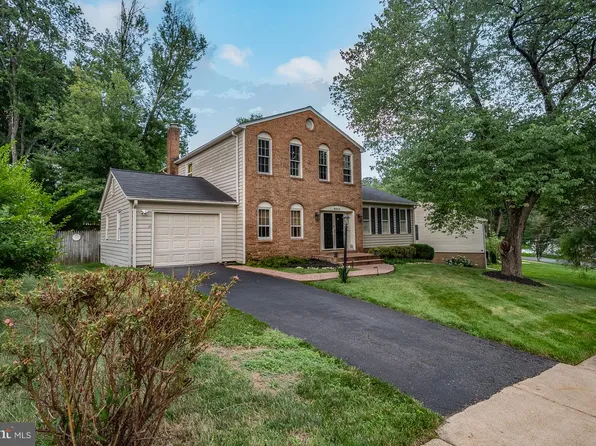8003 Rockwood Ct, Springfield, VA 22153