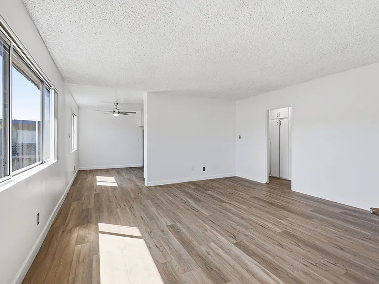 540 W Channel Islands Blvd #5 — Photo 20