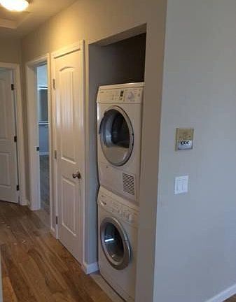 4th image of 4367 Van Dyke Ave APT 2