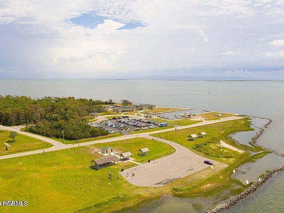 5th image of 580 Gillikin Road