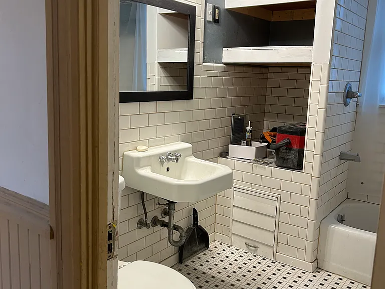 2430 N Humboldt Blvd — Photo 19