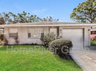 706 12th St E, Bradenton, FL 34208