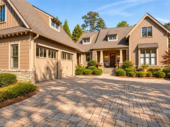 3207 Turkey Spur Ln, Opelika, AL 36801