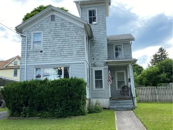 51 Cayuga St, Auburn, NY 13021