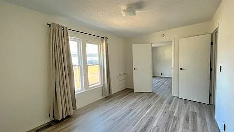 3 bed, 1390 sqft, $1,100 — Photo 4