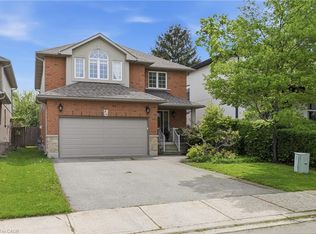 84 Duncairn Cres, Hamilton, ON L9C 6G1