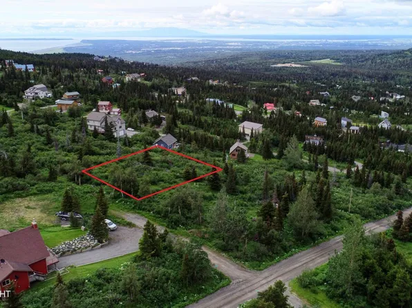 L17a B10h Harwood Cir, Anchorage, AK 99516