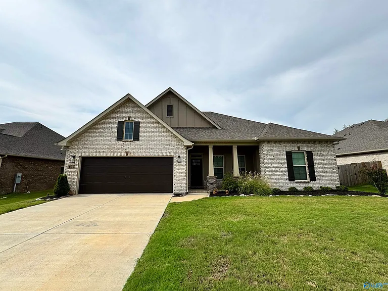 109 Kambry Grove Dr — Photo 2