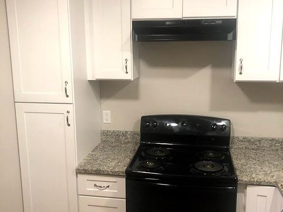 5th image of 1402 N 2nd St