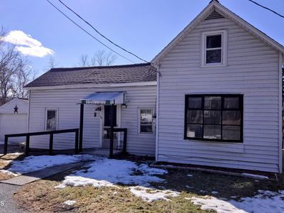 115 Railroad Avenue, Hoosick Falls, NY, 12090