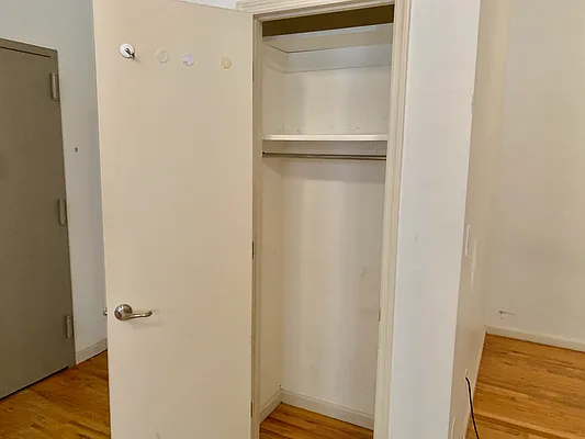 Rented by Carnegie Management Inc | media 16