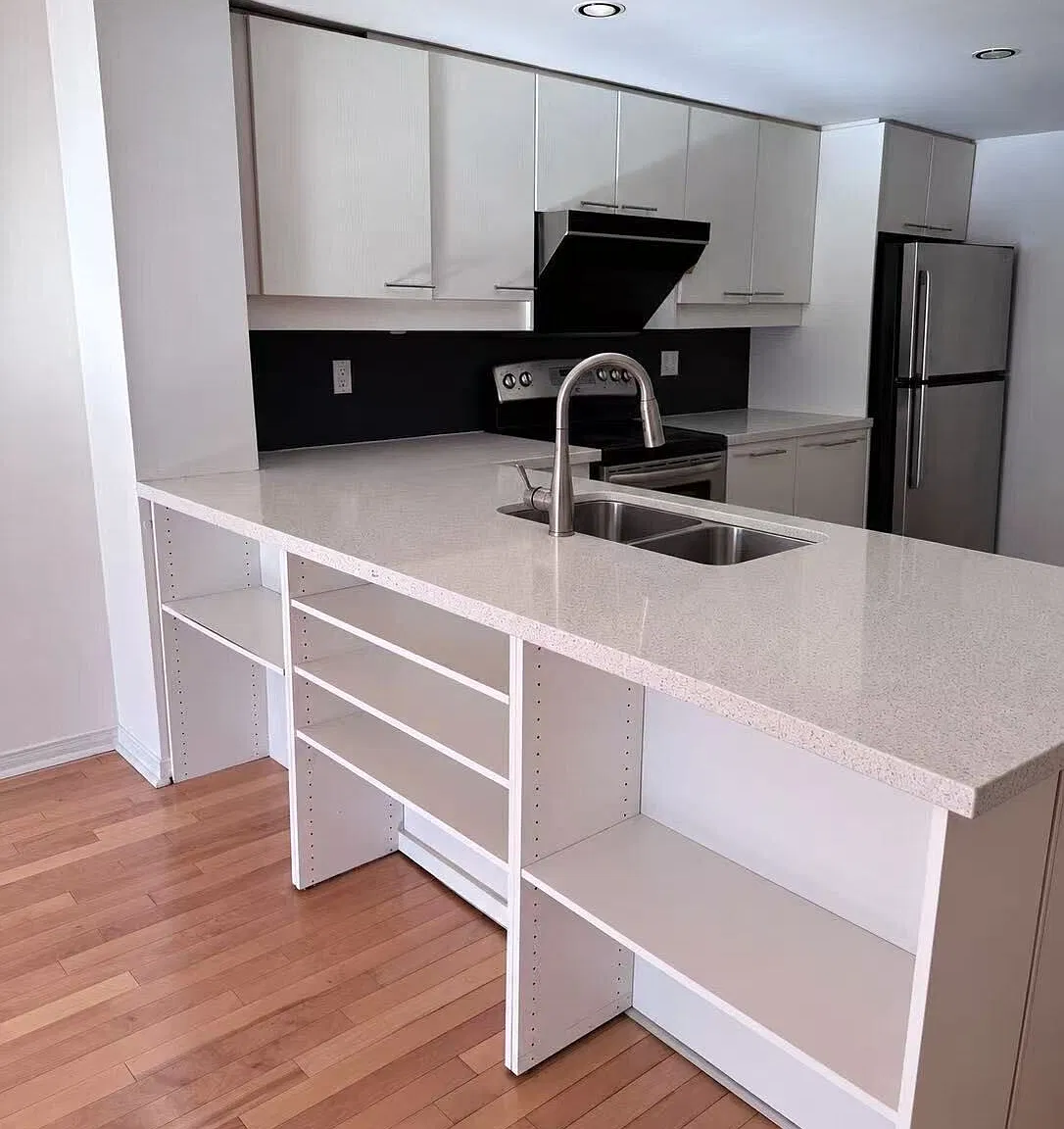 2 bed, $2,600 — Photo 4