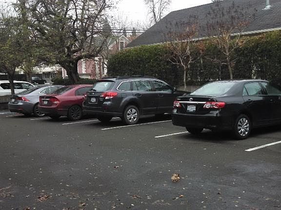 4th image of 519 S School St
