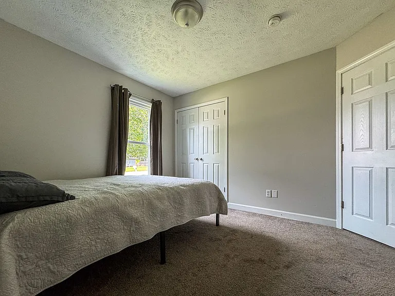 1025 Rim Rd — Photo 11