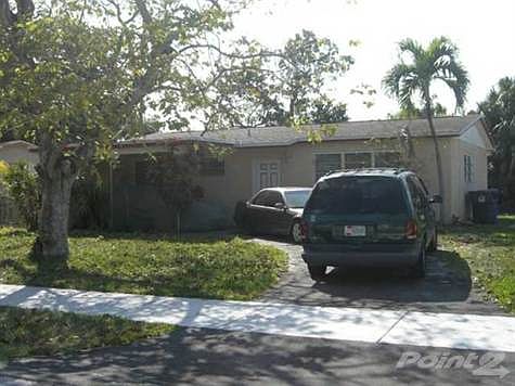 1st image of 6021 NW 42nd Ave