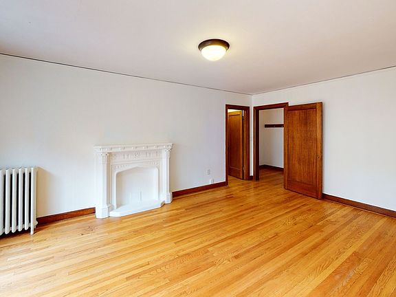 3rd image of 505 Boylston Ave E #201