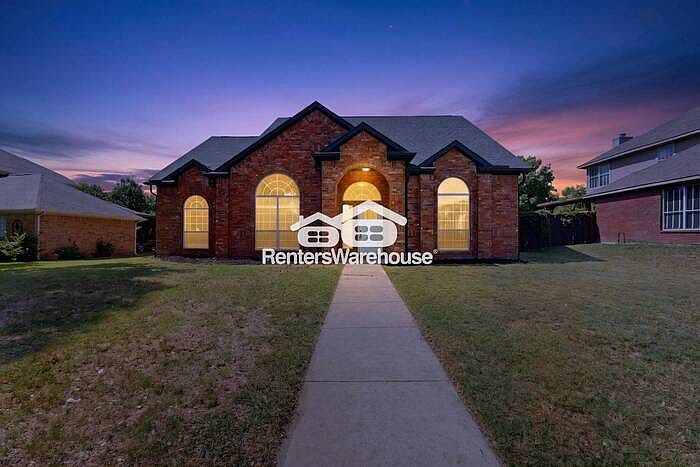 1st image of 619 Ridgemont Dr