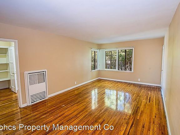2nd image of 2021-1/2 S Sherbourne Dr