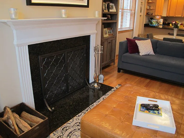 4335 N Ashland Ave #2 — Photo 4