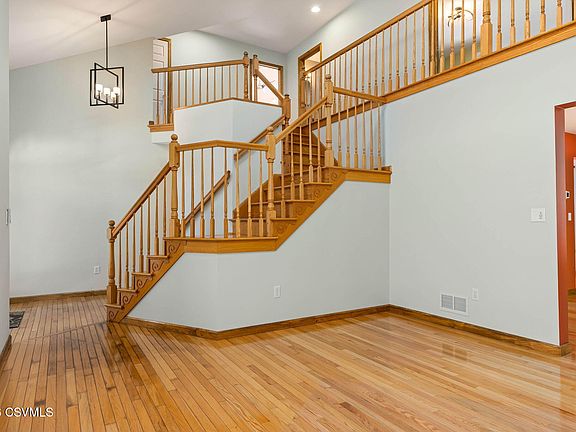 5th image of 135 Woodhill Rd