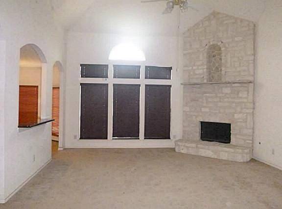 3rd image of 5224 Brewster Ct