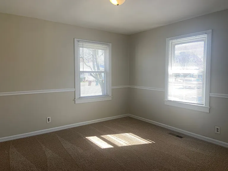 2505 Yanceyville St — Photo 9