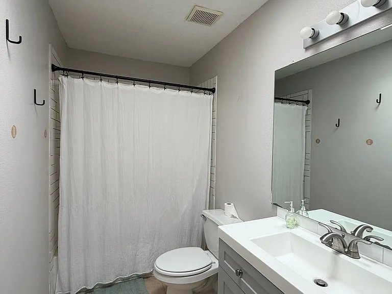 2609 Alamogordo Dr NW — Photo 8